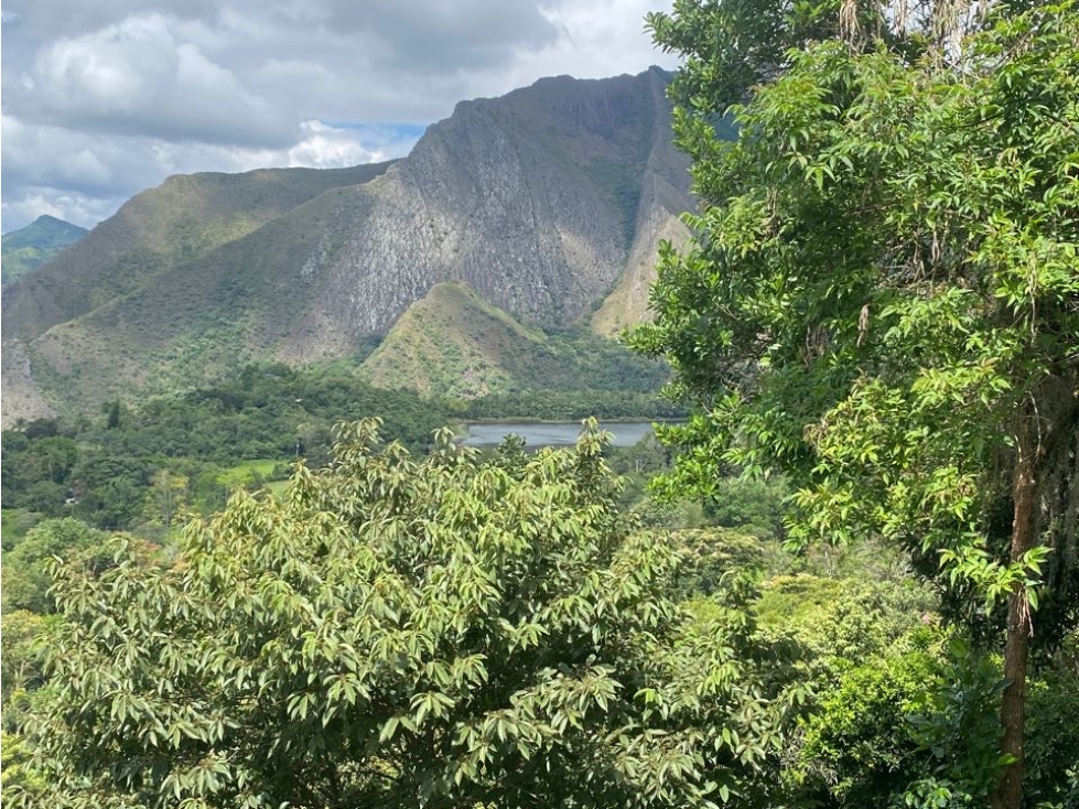 Vendo lote en parcelación  agricola, vereda Bermejal