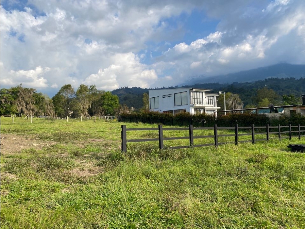 Vendo espectacular lote en Pacho