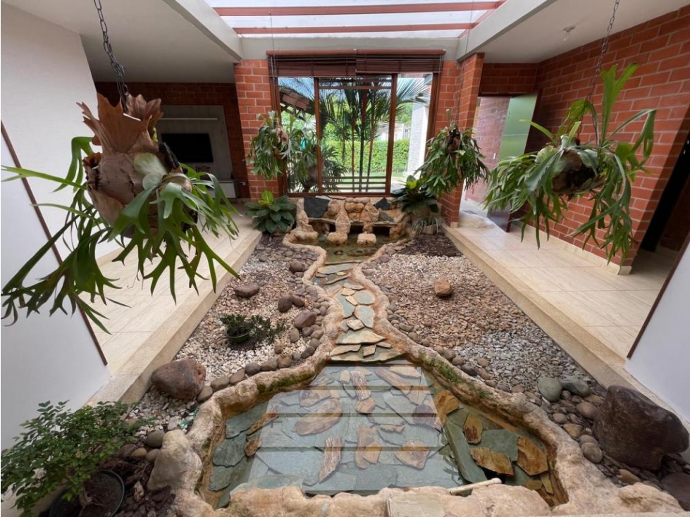 CASA EN SENDEROS DE VERDE HORIZONTE AL SUR DE JAMUNDÍ EN VENTA