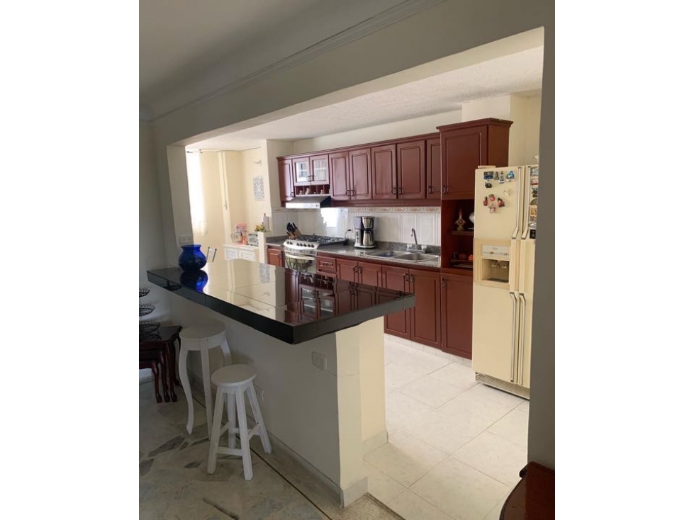 Se vende espectacular apartamento en cuarto de legua (A.C)