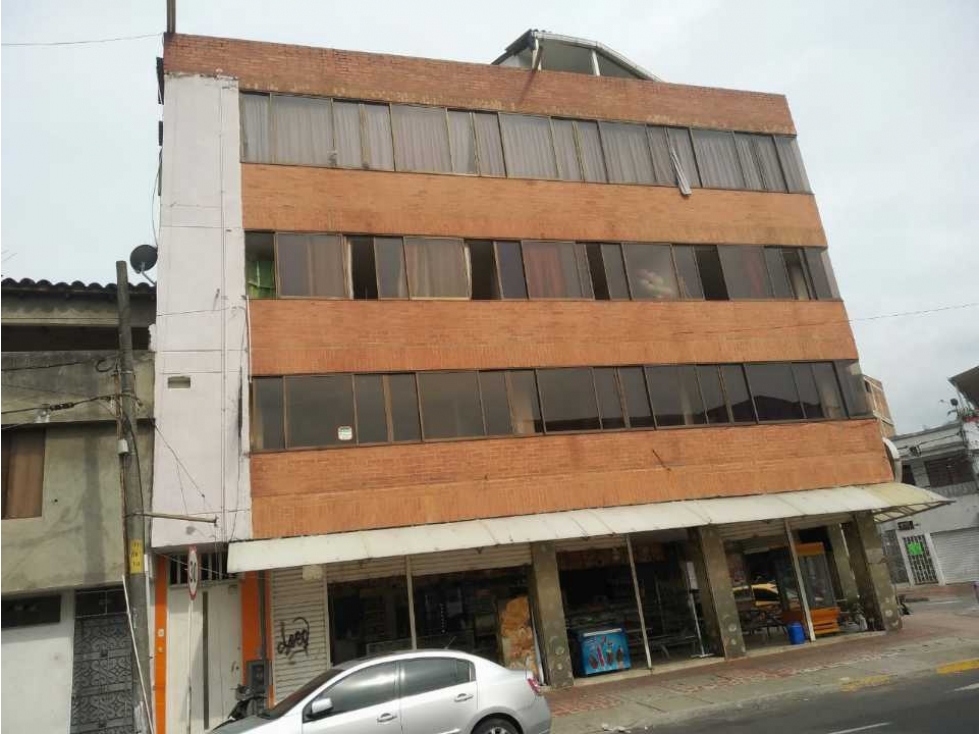 VENDO EDIFICIO EN ALAMEDA  T.P