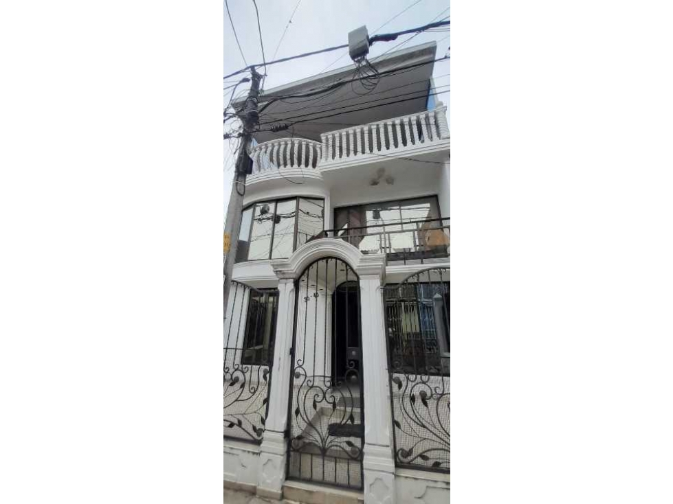 VENDO CASA EN CIUDADELA DEL RIO (PASAJE) T.P