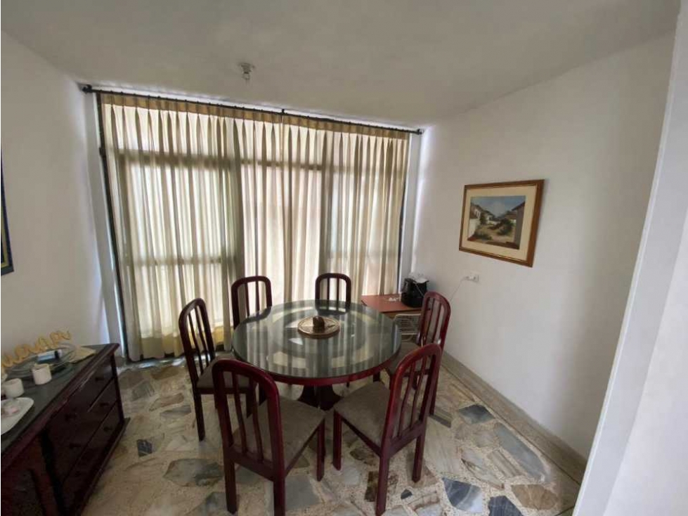 VENDO CASA EN PRIMERO DE MAYO T.P'