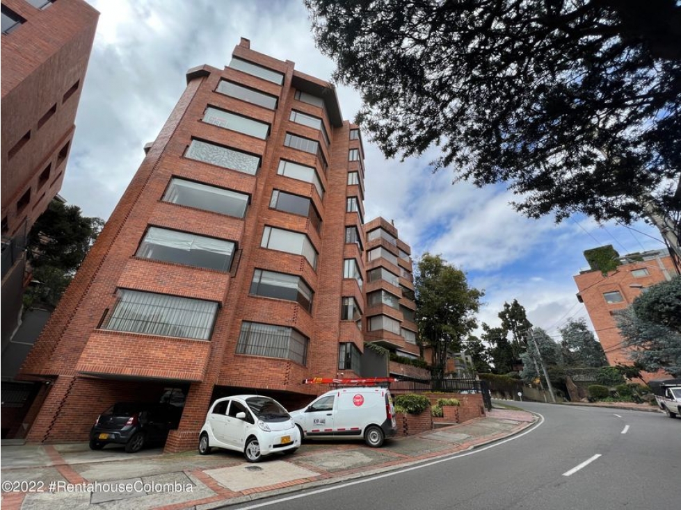 Apartamento en  Los Rosales(Bogota) RAH CO: 23-889