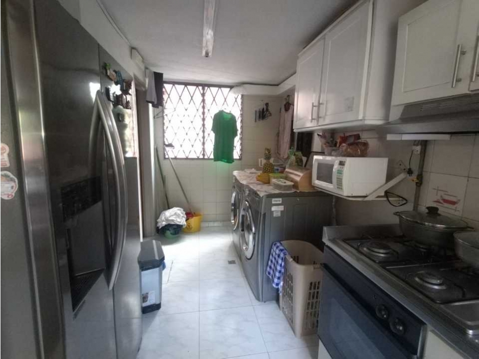 VENDO APARTAMENTO DUPLEX EN EL INGENIO. L.G