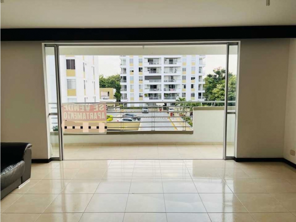 VENDO APARTAMENTO EN LA HACIENDA. L.G