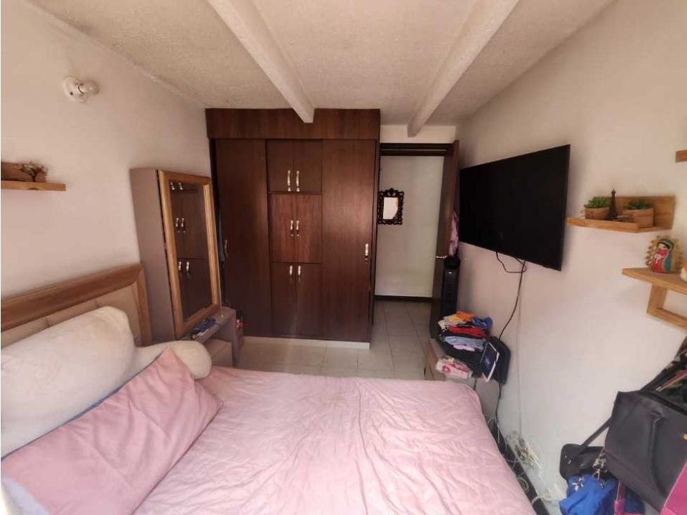 APARTAMENTO EN VENTA SECTOR LOS COLORES, MEDELLÍN