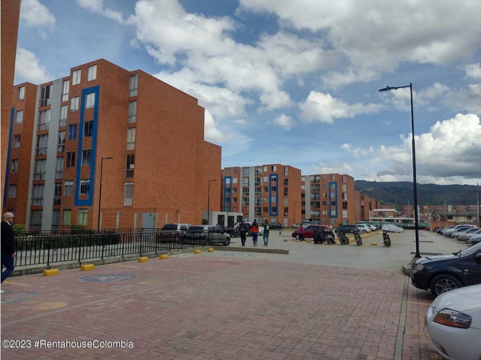 Apartamento en  Verganza(Tocancipa) RAH CO: 24-795