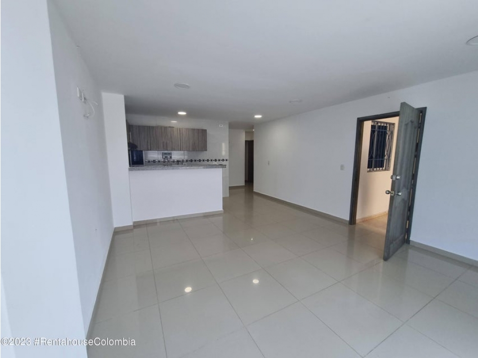 Apartamento en  Providencia RAH CO: 24-674