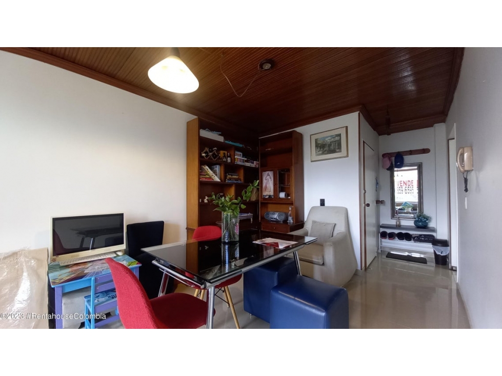 Apartamento en  Caobos Salazar RAH CO: 24-470