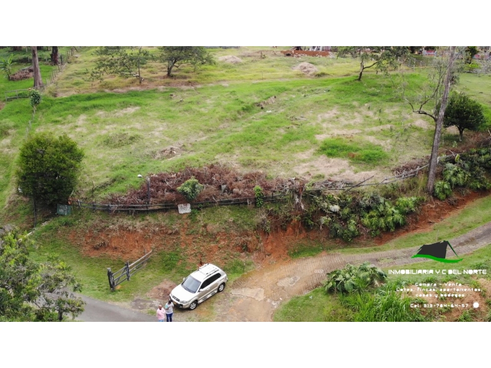 LOTE EN COPACABANA MUY BIEN UBICADO CON EXCELENTE TOPOGRAFIA