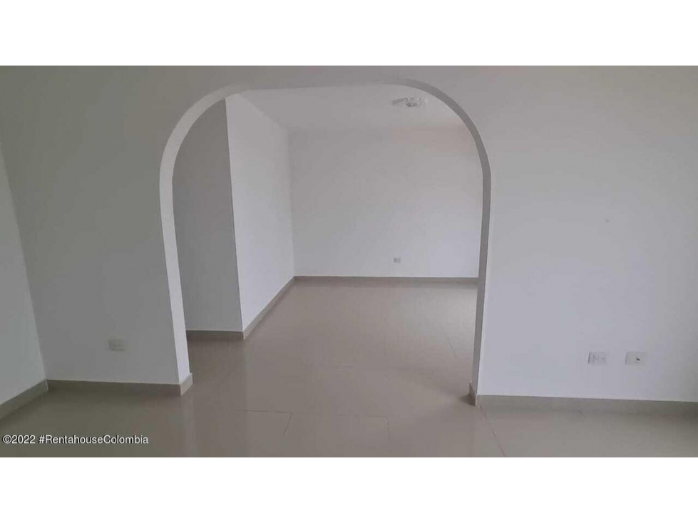 Apartamento en  El Prado(Cartagena) RAH CO: 24-213