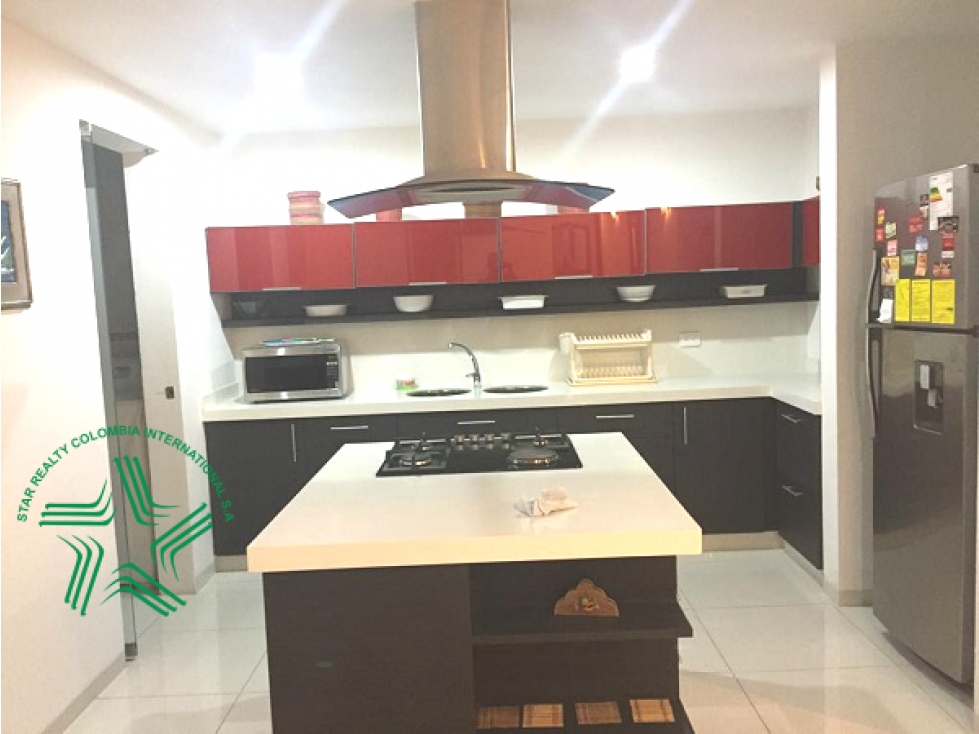 Vendo Apartamento Remodelado en Alpes Pereira