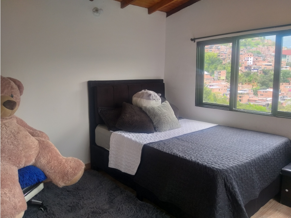 VENDO APARTAMENTO EN PISO 3, EN MEDELLIN - ENCISO