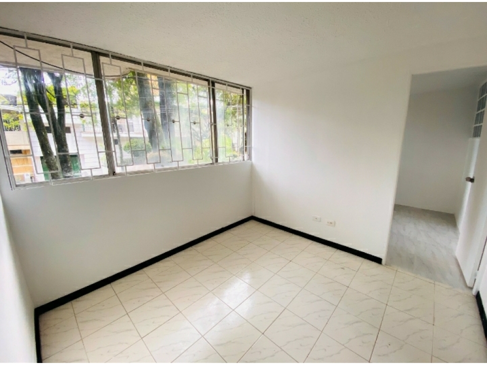 VENTA DE APARTAMENTO REMODELADO EN LA CASTELLANA