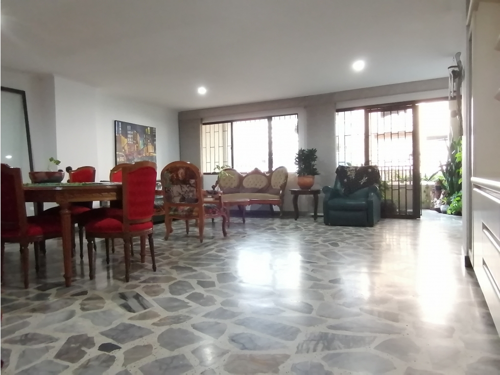 Apartamento Área 283m2, Laureles  P.1