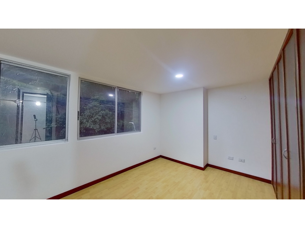 VENDO APARTAMENTO EN CUMBRES ENVIGADO