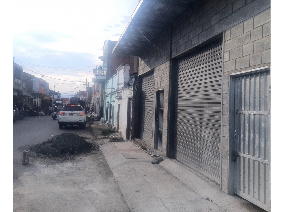 BODEGA EN ALQUILER PALMIRA Sector plaza de mercado