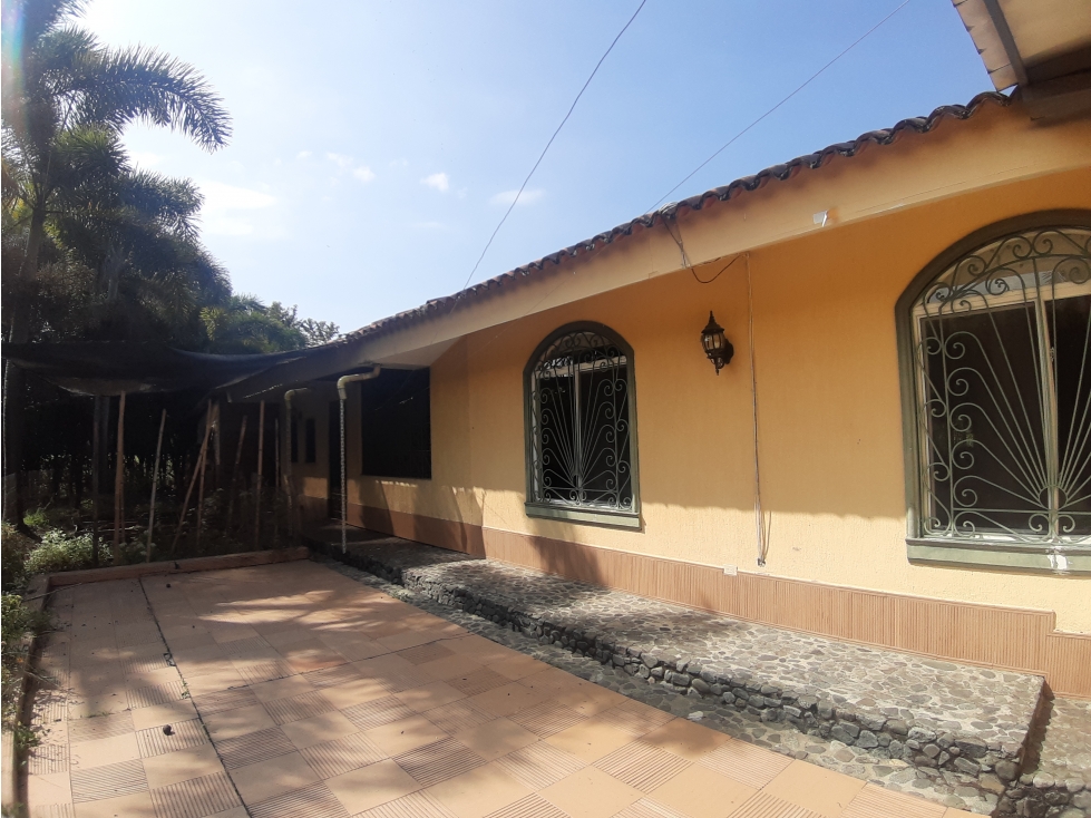 CASA CAMPESTRE EN VENTA Ginebra Valle