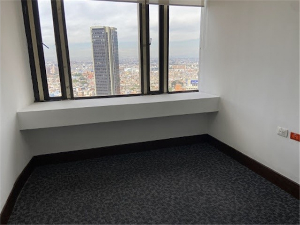 OFICINA EN ARRIENDO EN EL CENTRO 460 M2