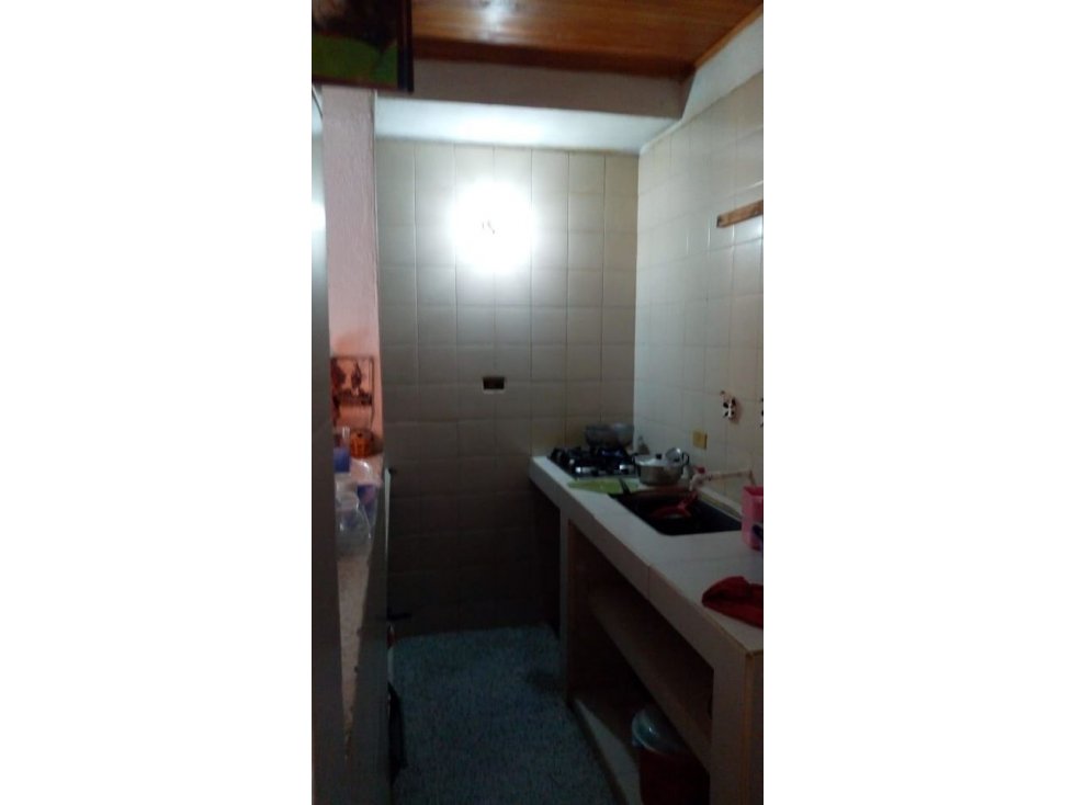 SE VENDE CASA EN BARRIO CARACOLÍ MONTERIA