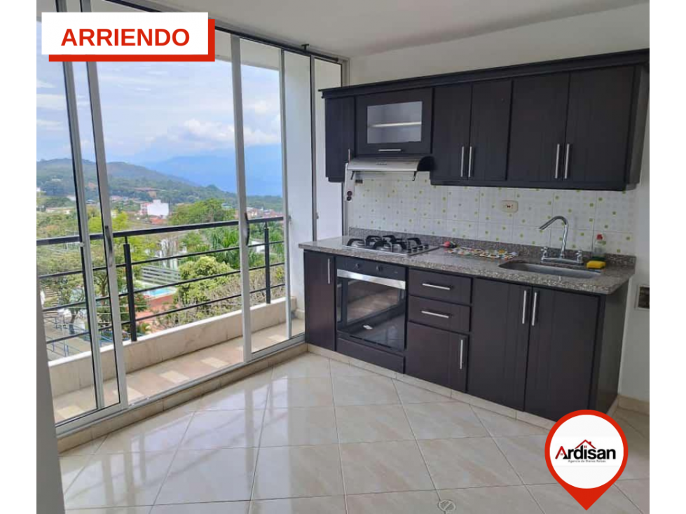 CEDO APARTAMENTO  402 EN ARRIENDO CON PARQUEADERO TORRE SANTA BARBARA