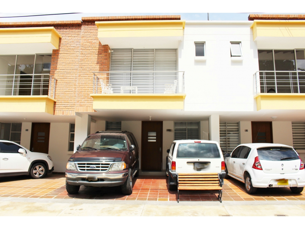 HERMOSA CASA EN CONJUNTO CERRADO - 88M2 - CUCUTA