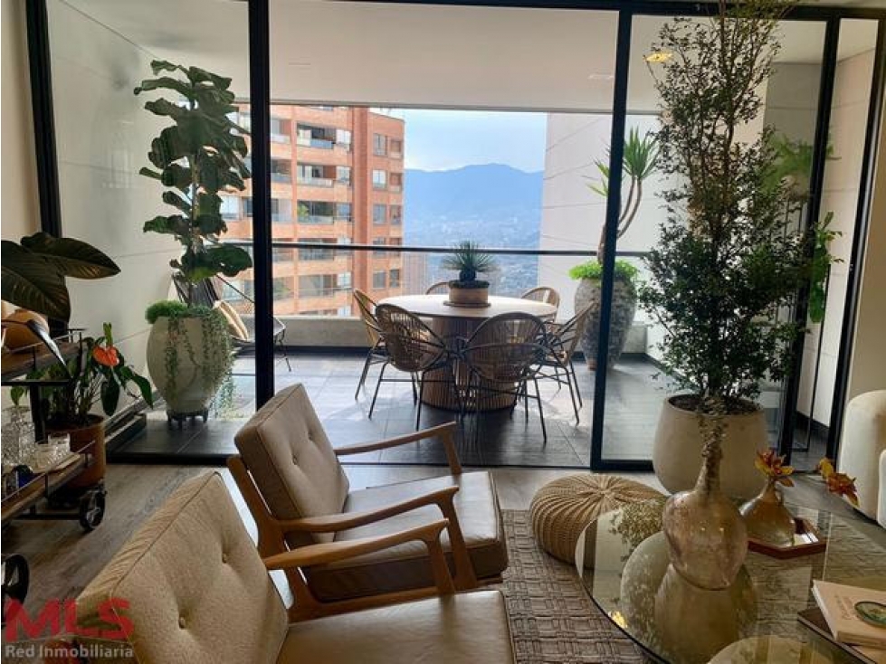 APARTAMENTO EN VENTA EN EL POBLADO EL TESORO