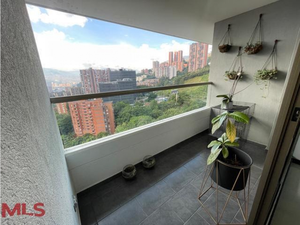 APARTAMENTO EN VENTA LOMA DEL ENCIERRO MEDELLÍN