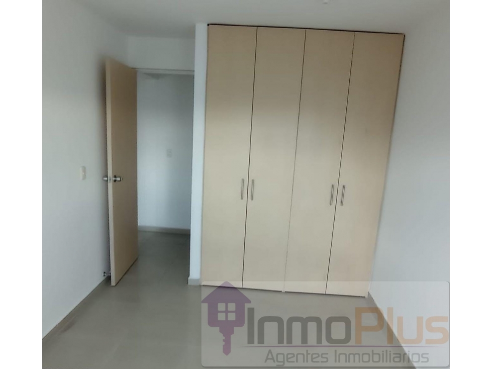 VENDO APARTAMENTO EN EL EDIFICIO TORRE PICAZZO BARRIO PROVENZA