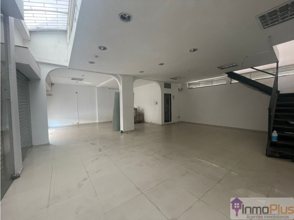 ARRIENDO LOCAL DUPLEX EN ANTONIA SANTOS