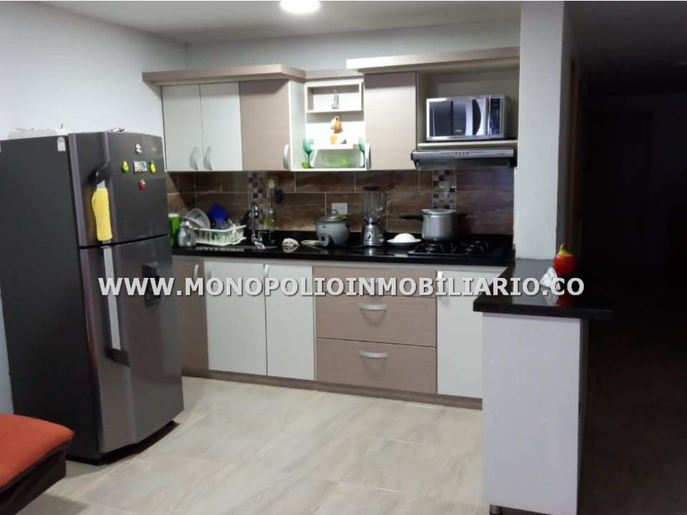 APARTAMENTO EN VENTA - SECTOR SAN ANTONIO DE PRADO COD: 23462