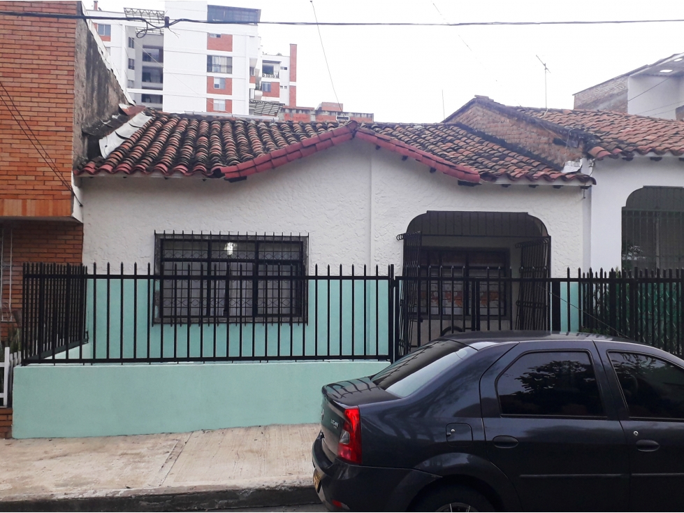 SE VENDE CASA INDEPENDIENTE EN LA CAMPIÑA DE UN SOLO PISO