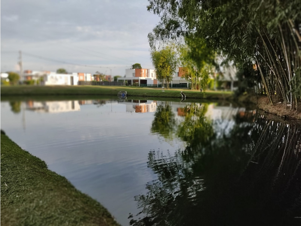 SE VENDE CASA CAMPESTRE EN ALFAGUARA