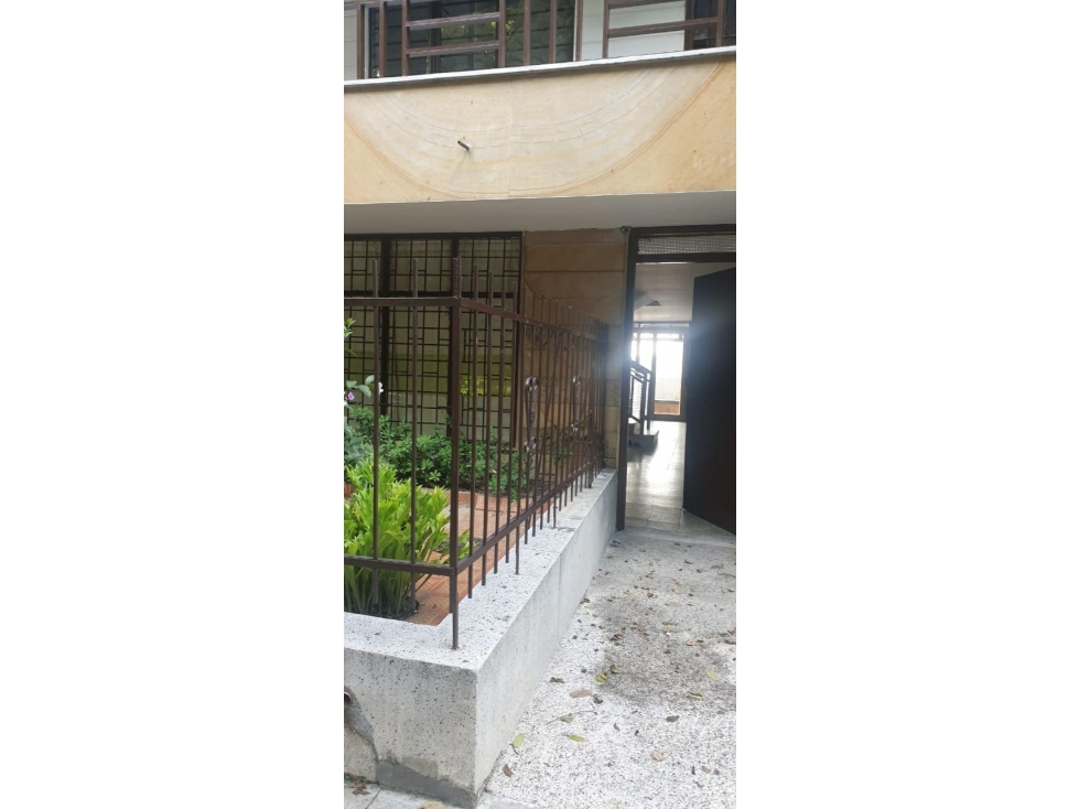 Casa Unifamiliar en Venta Calasanz Medellín Antioquia.