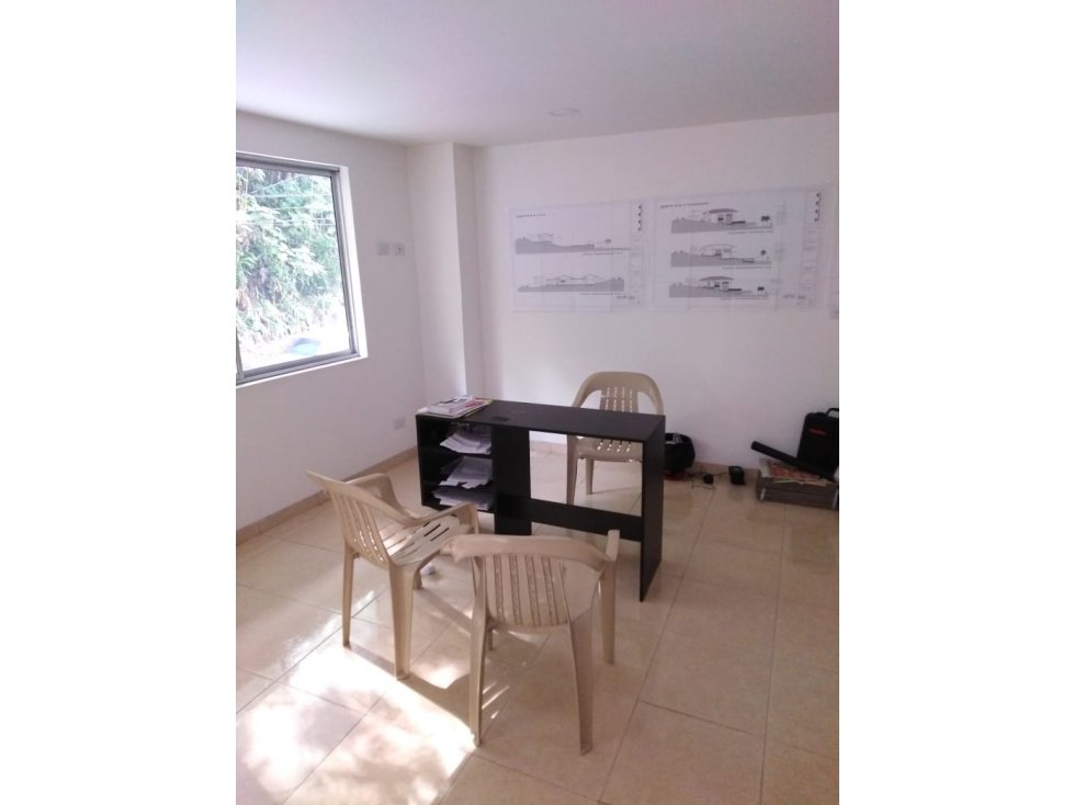 LOCAL EN VENTA ALCAZARES 41 MTRS