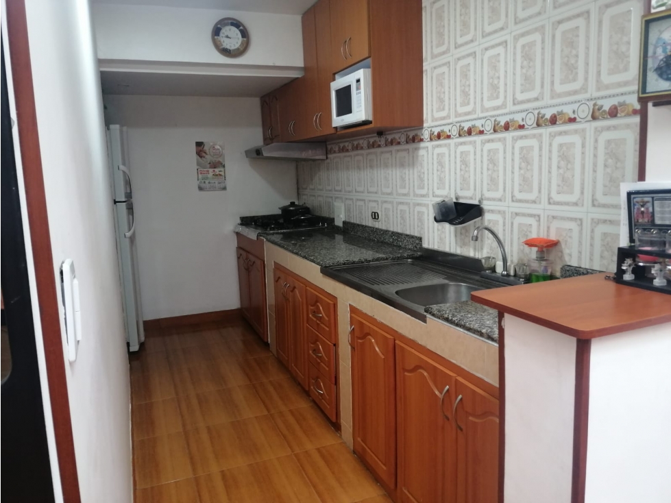 SE VENDE CASA EN LA ENEA