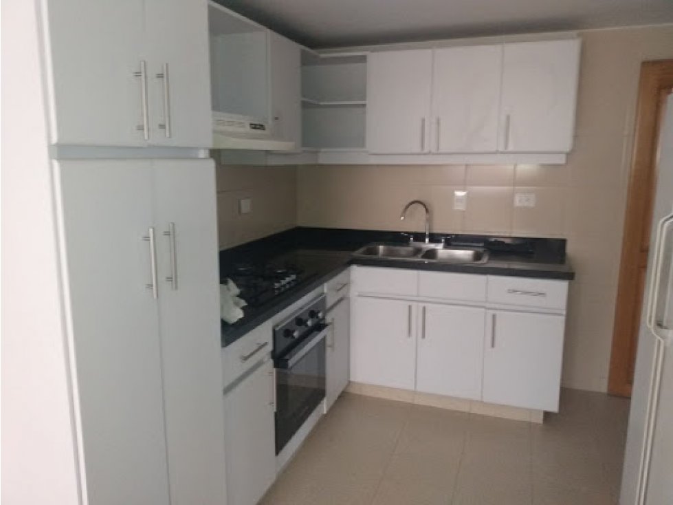 SE VENDE APARTAMENTO EN SANTA BARBARA.P