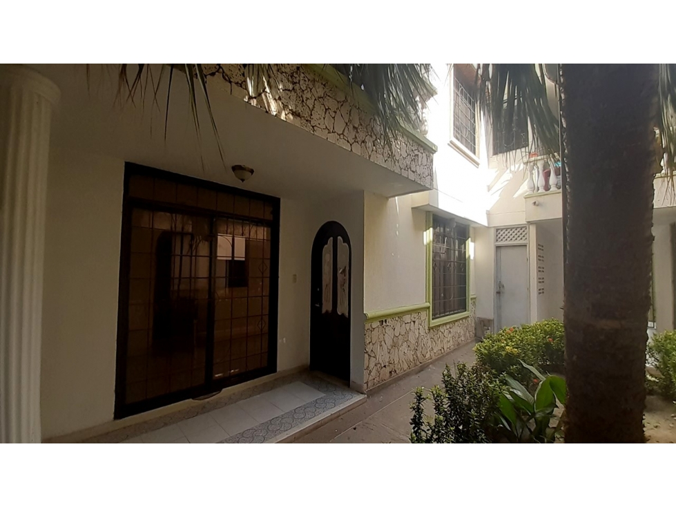 CASA EN VENTA - SANTA MARTA