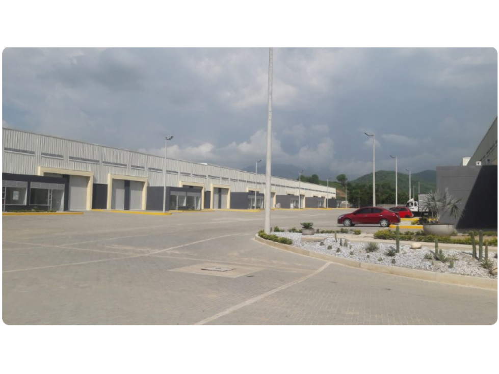 BODEGA EN PARQUE INDUSTRIAL EN SANTA MARTA