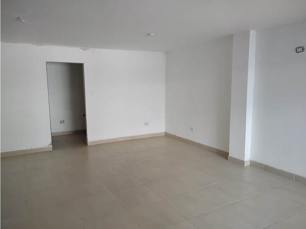 LOCAL EN ARRIENDO - SANTA MARTA