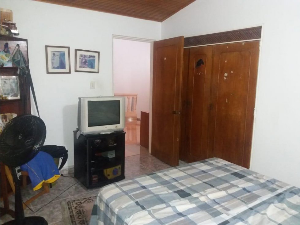 VENDO CASA EN VILLAVICENCIO