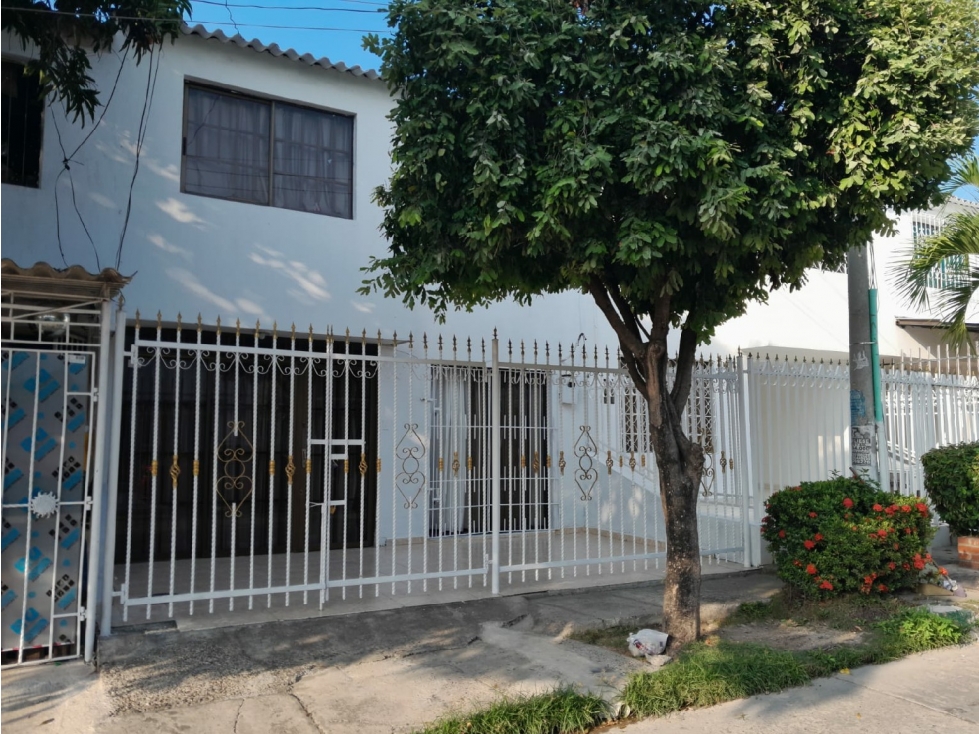 39020 - Casa para Venta en la Urbanización los Laureles