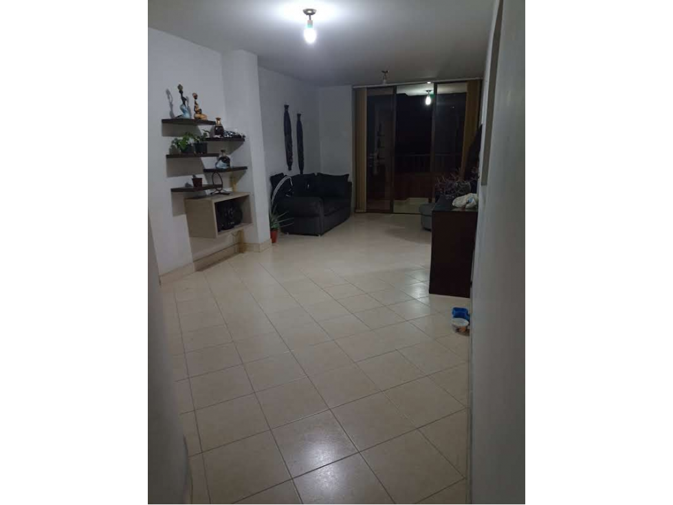 VENDO APARTAMENTO UBICADO EN CAMPO AMOR, MEDELLIN