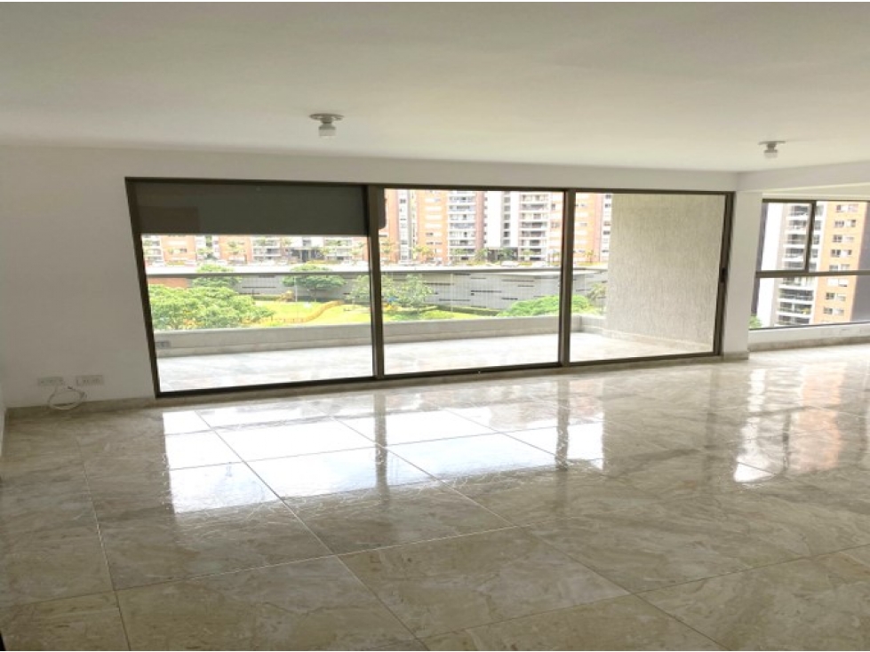 Apartamento en Venta Loma De Los Bernal