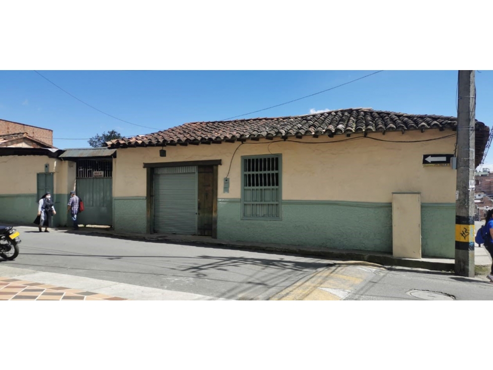 Lote Urbano con Casa Rionegro