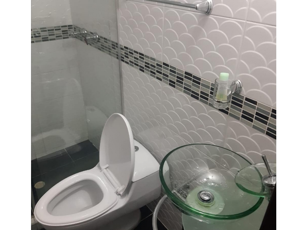 VENDO APARTAMENTO CEDRITOS DUPLEX. PERMUTO X MENOR VALOR