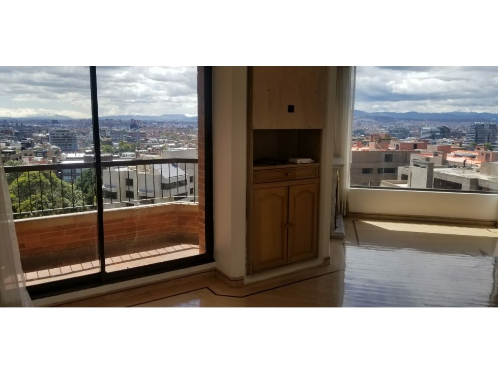 VENTA APARTAMENTO EN CHICO RESERVADO  CON BALCONES - EXTERIOR