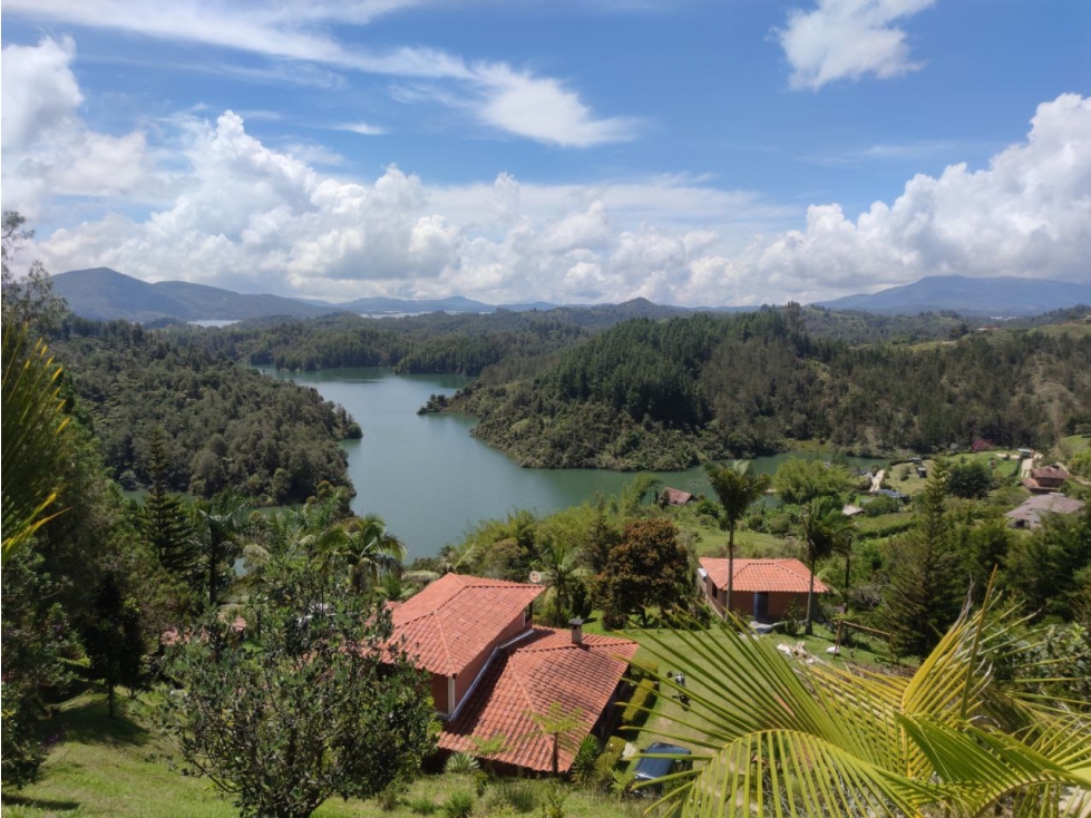 Finca en el Peñol Vereda el Marial