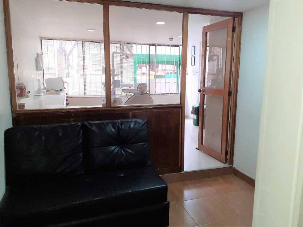 VENDO CONSULTORIO - OFICINA EN EL RETIRO, CHAPINERO, BOGOTÁ CZ9210